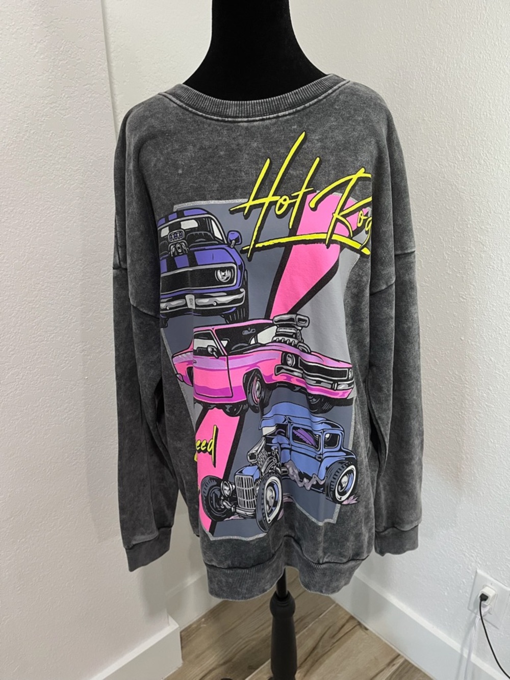 Vintage Graphic Car Sweatshirt in Charcoal with Pink & Purple